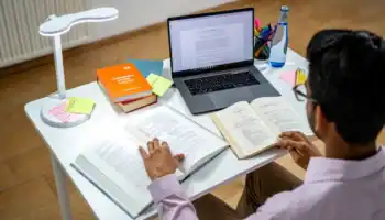 পড়াশোনার কৌশল: ৭টি অসাধারণ টিপস যা আপনার জীবন বদলে দেবে!